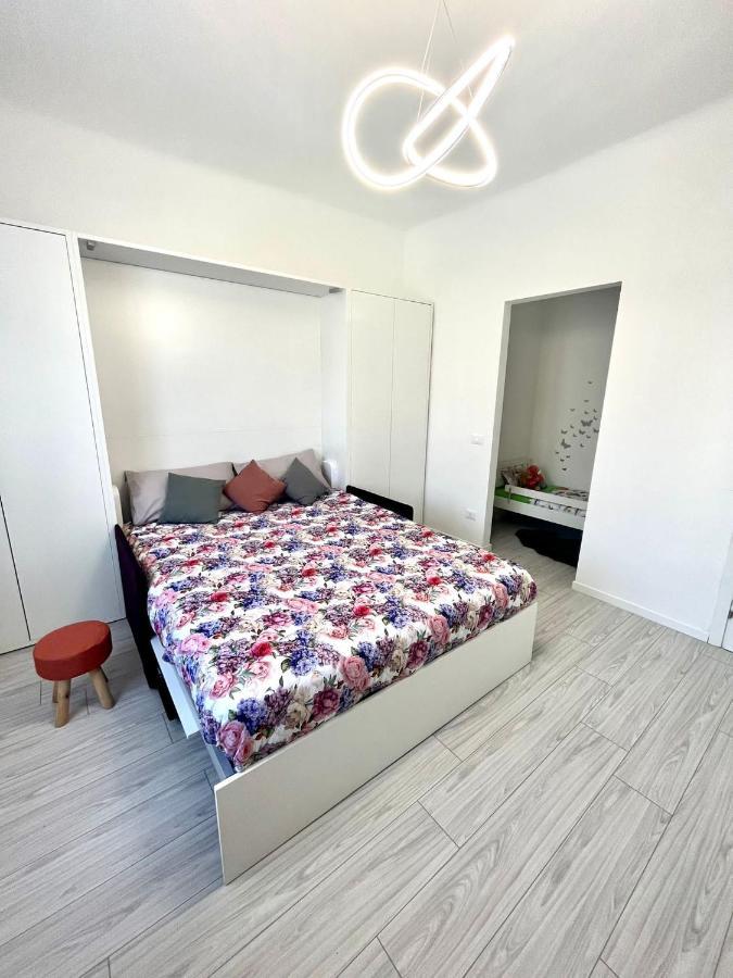 Marghespace Zona Stazione Centrale Appartamento Con Letto Matrimoniale E Bagno Milánó Kültér fotó